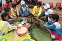 hoc sinh tham gia hd trai nghiem 2.jpg - 
